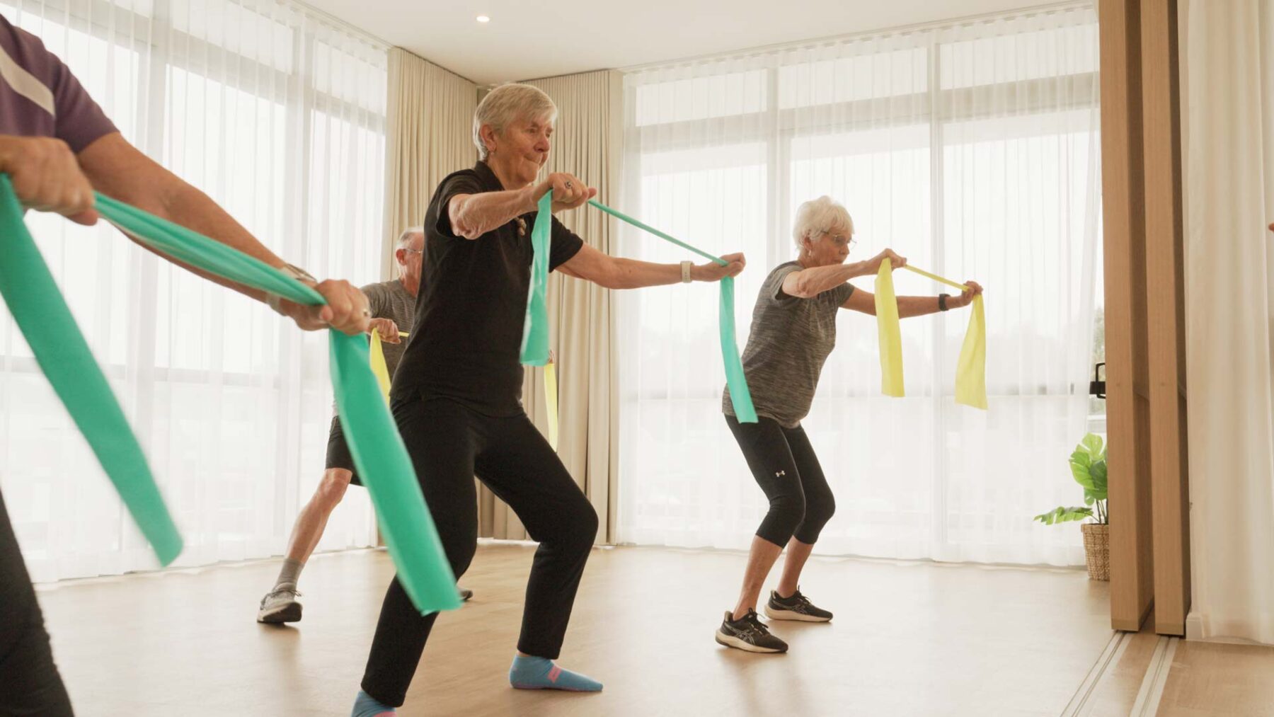 Amberfield lifestyle: group exercise with resistance bands